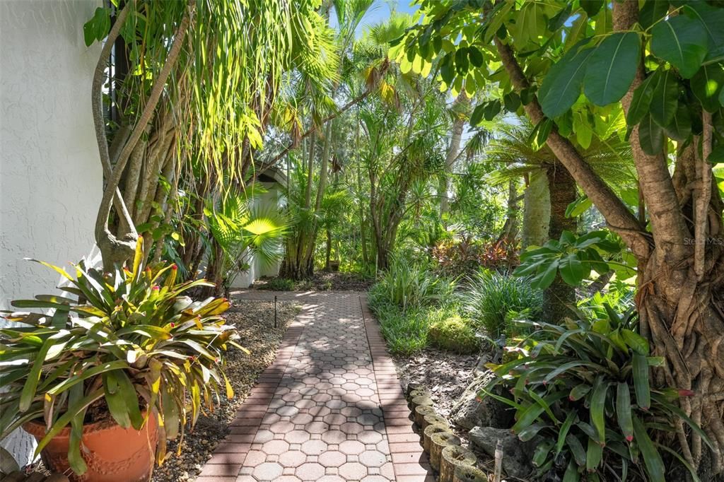 待售: $949,999 (4 贝兹, 3 浴室, 3201 平方英尺)