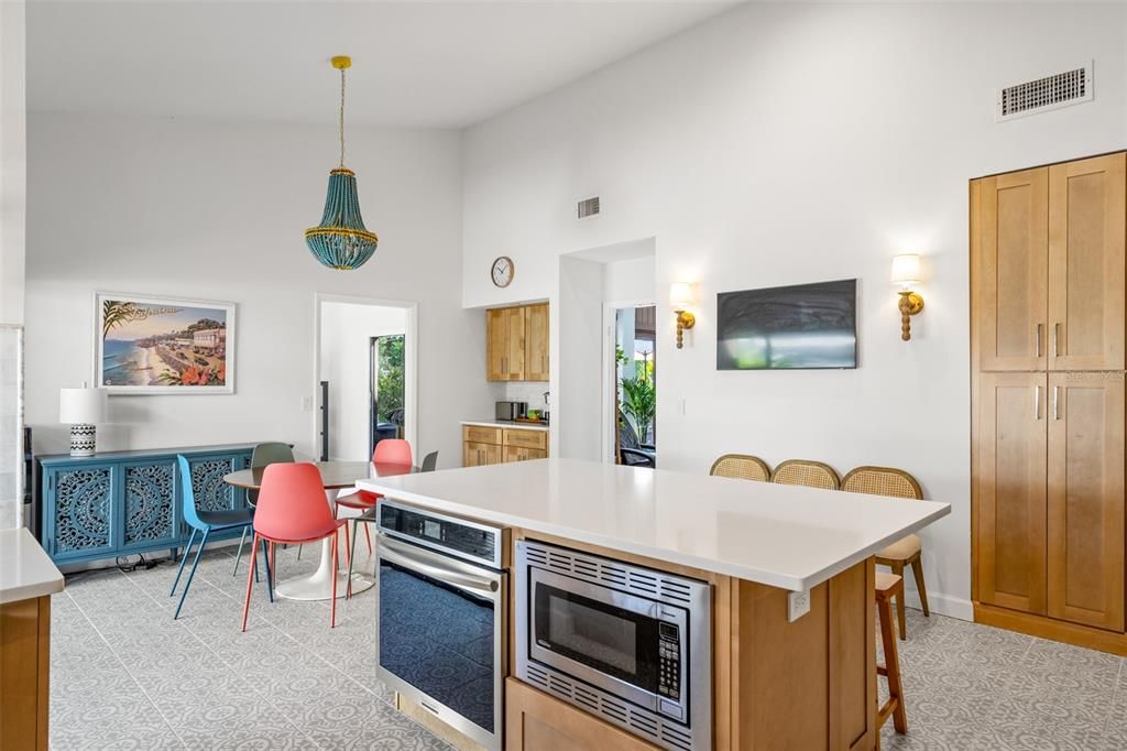 待售: $949,999 (4 贝兹, 3 浴室, 3201 平方英尺)