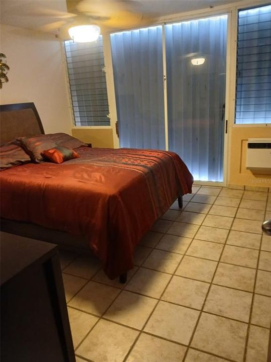 En Venta: $260,000 (3 camas, 2 baños, 1246 Pies cuadrados)