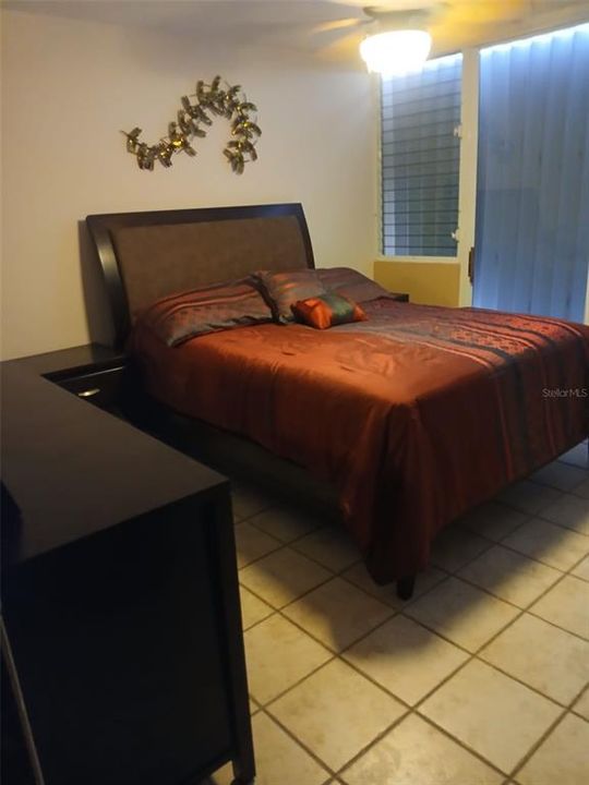 En Venta: $260,000 (3 camas, 2 baños, 1246 Pies cuadrados)