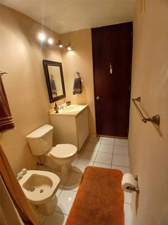 En Venta: $260,000 (3 camas, 2 baños, 1246 Pies cuadrados)