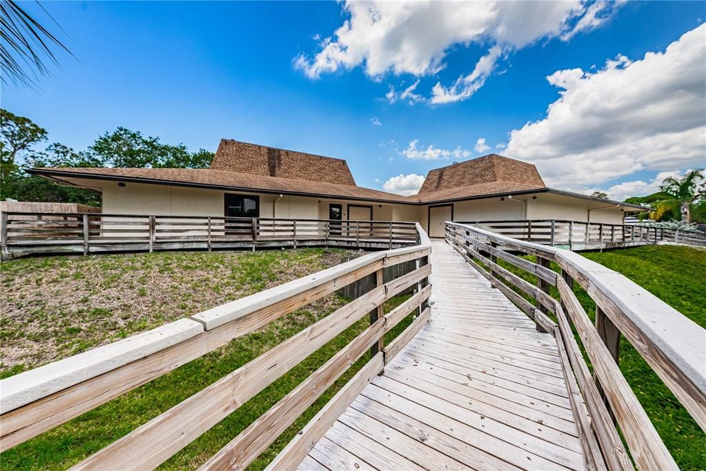 Activo con contrato: $200,000 (2 camas, 2 baños, 1280 Pies cuadrados)