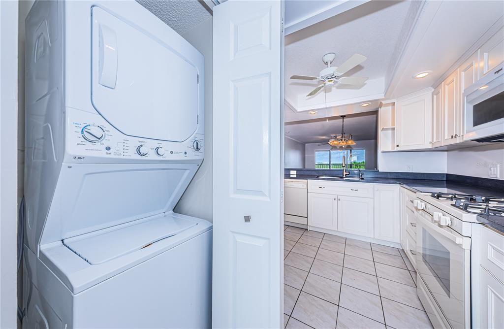 Activo con contrato: $200,000 (2 camas, 2 baños, 1280 Pies cuadrados)