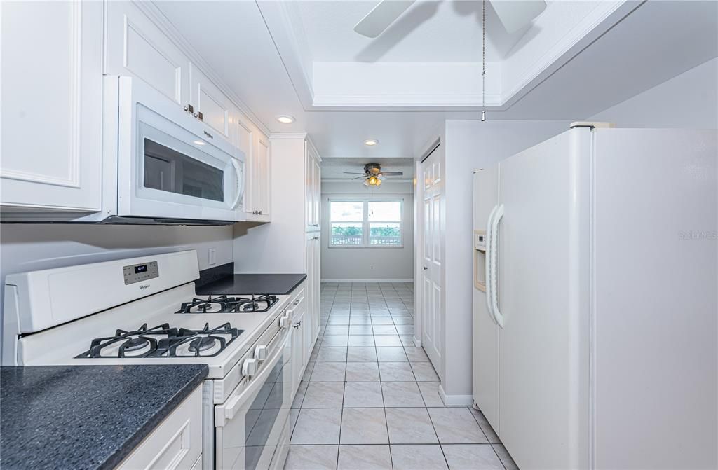 Activo con contrato: $200,000 (2 camas, 2 baños, 1280 Pies cuadrados)