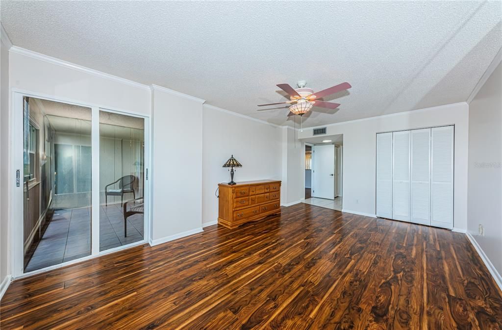 Activo con contrato: $200,000 (2 camas, 2 baños, 1280 Pies cuadrados)