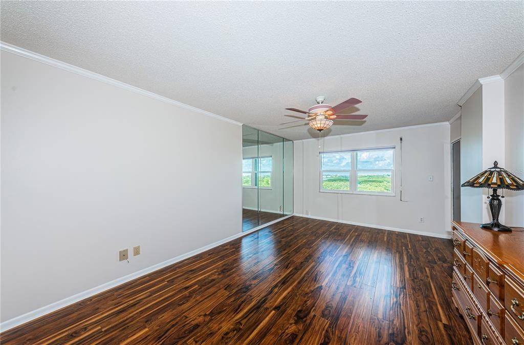 Activo con contrato: $200,000 (2 camas, 2 baños, 1280 Pies cuadrados)