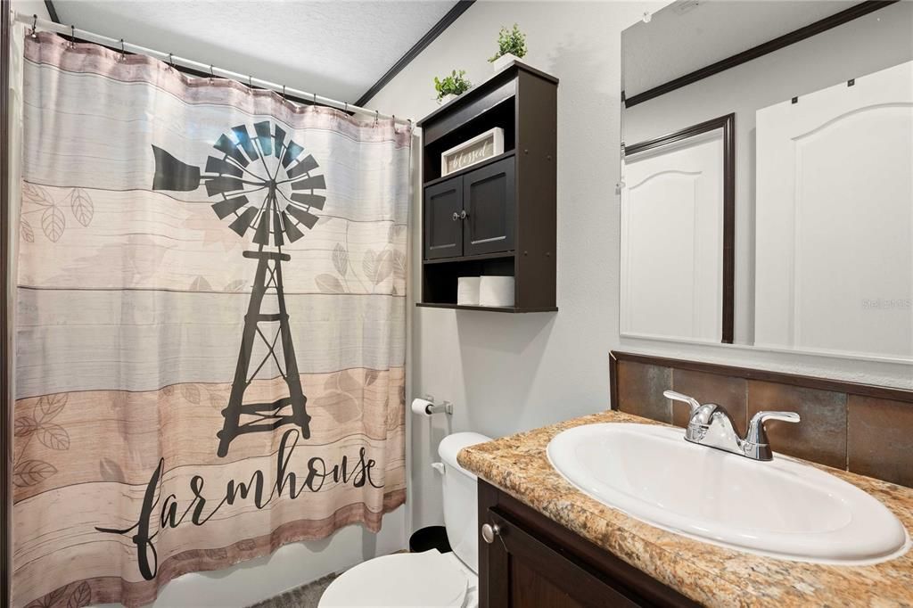 待售: $450,000 (3 贝兹, 2 浴室, 1456 平方英尺)