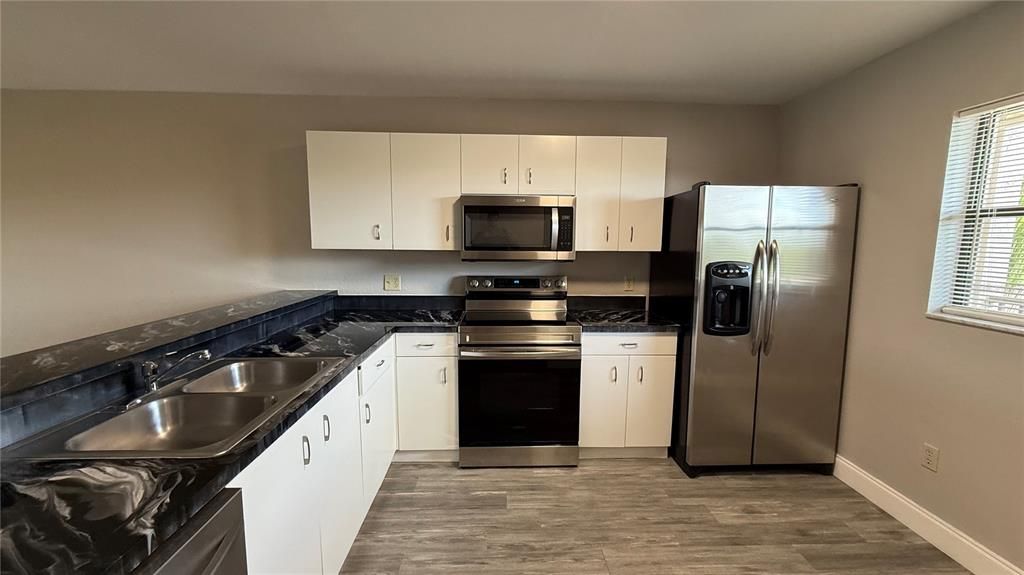 For Rent: $1,425 (2 beds, 2 baths, 1153 Square Feet)
