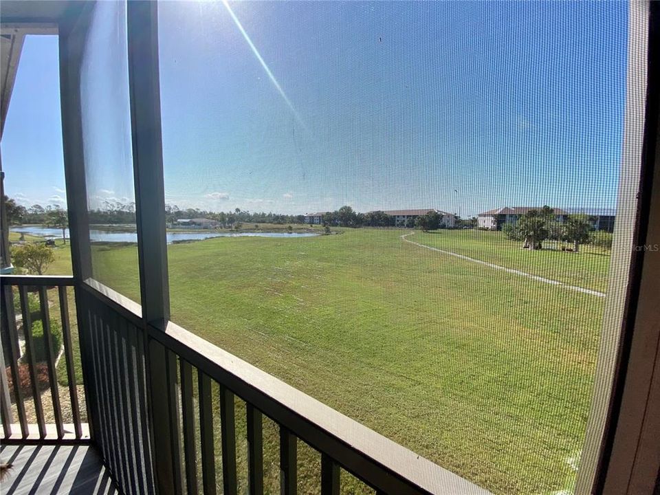 For Rent: $1,425 (2 beds, 2 baths, 1153 Square Feet)