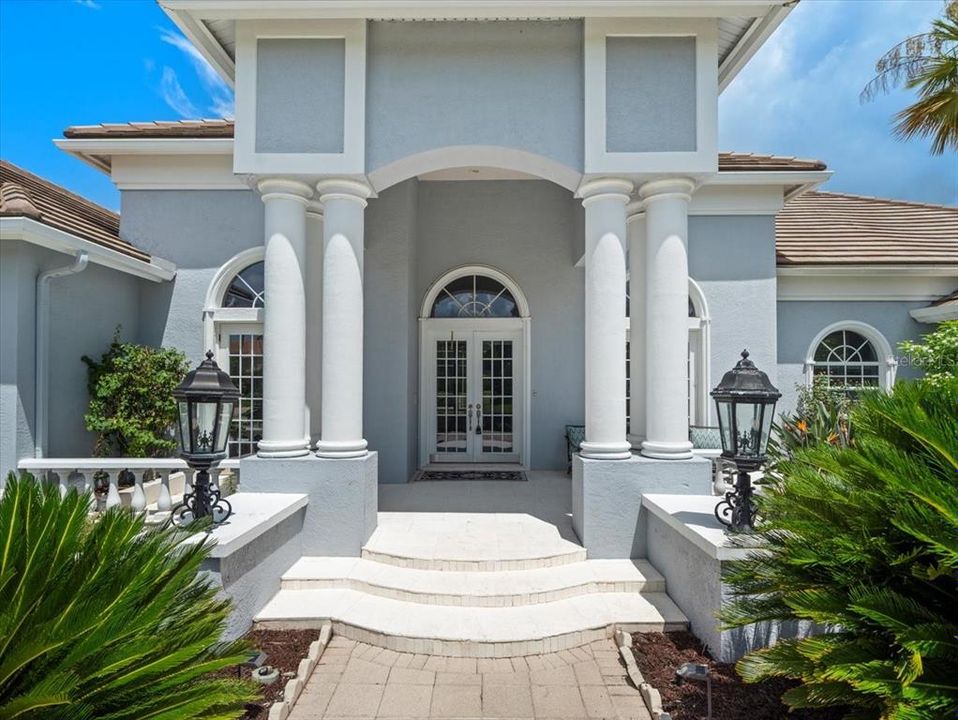 待售: $2,390,000 (4 贝兹, 5 浴室, 4579 平方英尺)