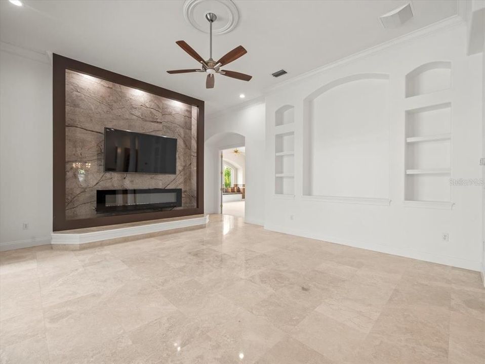 待售: $2,390,000 (4 贝兹, 5 浴室, 4579 平方英尺)