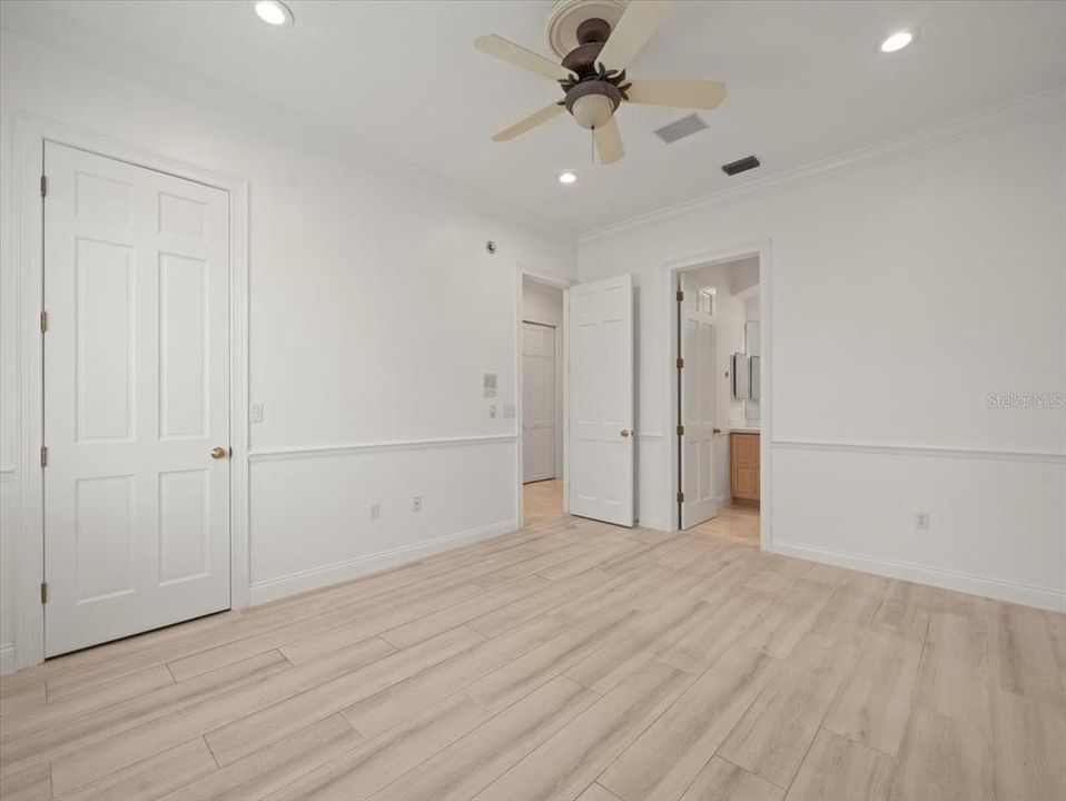 待售: $2,390,000 (4 贝兹, 5 浴室, 4579 平方英尺)