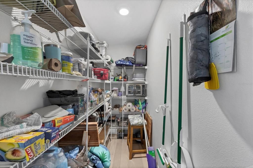 En Venta: $429,000 (3 camas, 2 baños, 1835 Pies cuadrados)