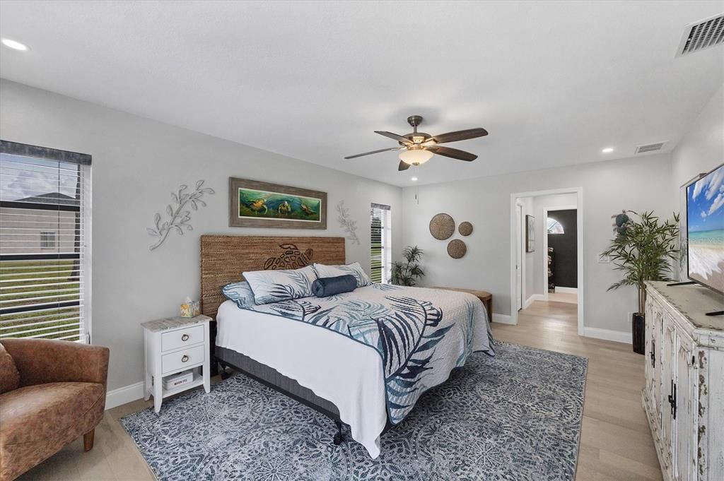 En Venta: $429,000 (3 camas, 2 baños, 1835 Pies cuadrados)