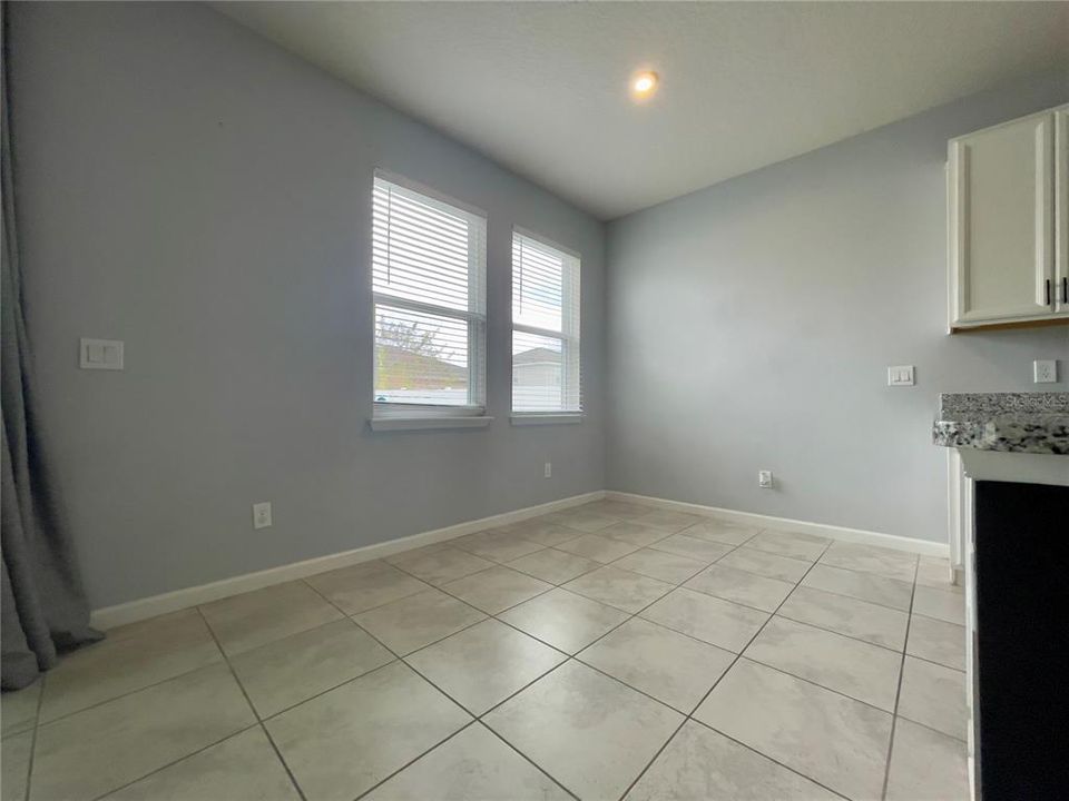 Active With Contract: $369,000 (3 beds, 2 baths, 1515 Square Feet)