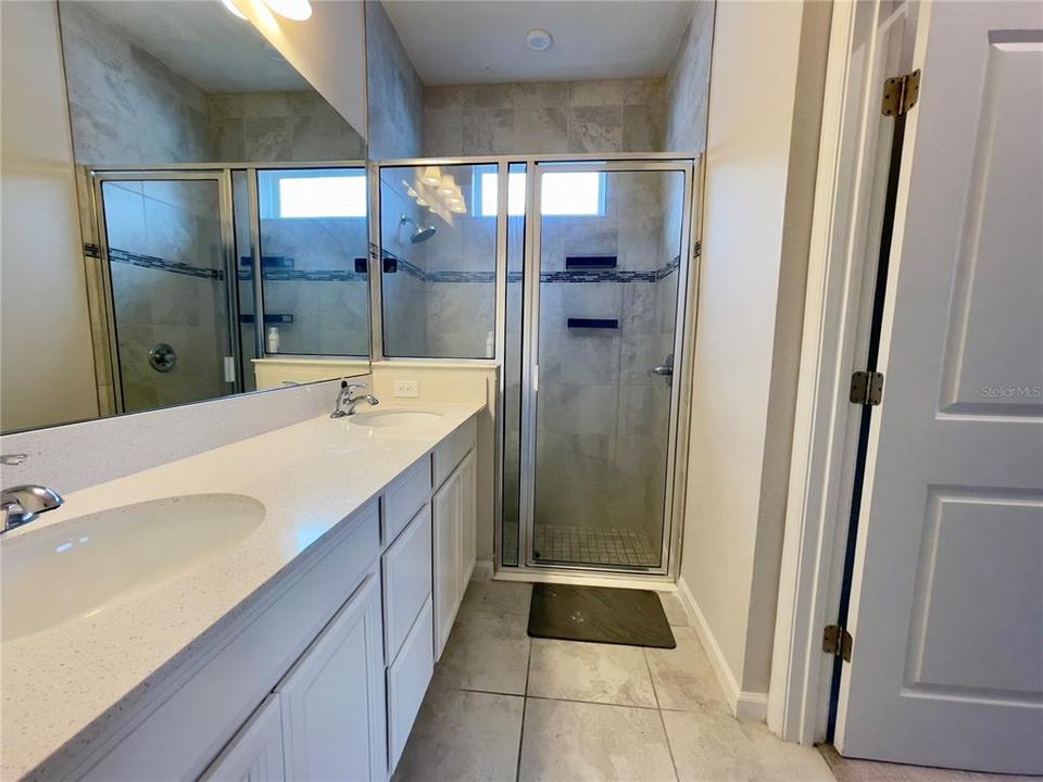 Active With Contract: $369,000 (3 beds, 2 baths, 1515 Square Feet)