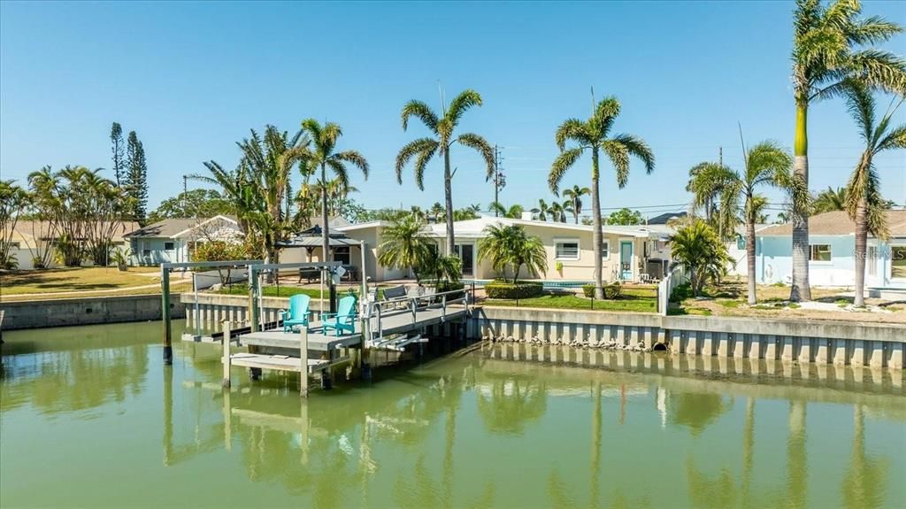 待售: $2,999,999 (4 贝兹, 4 浴室, 2100 平方英尺)