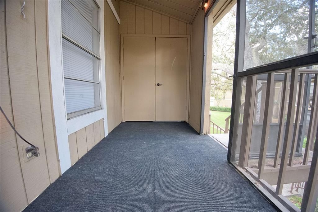 Под контрактом: $1,500 (2 спален, 2 ванн, 912 Квадратных фут)