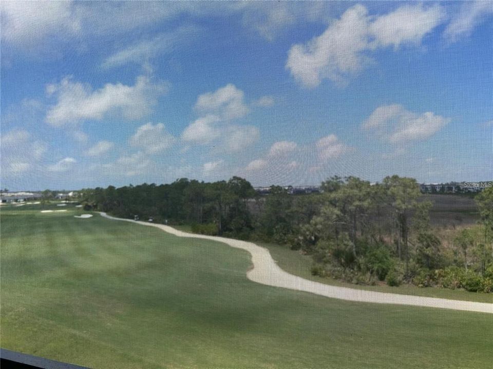 For Rent: $2,000 (2 beds, 2 baths, 1239 Square Feet)