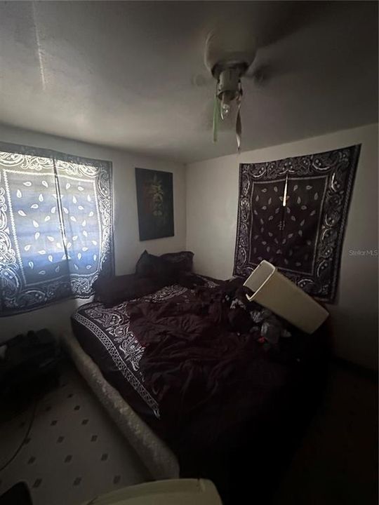 For Sale: $179,600 (2 beds, 1 baths, 672 Square Feet)