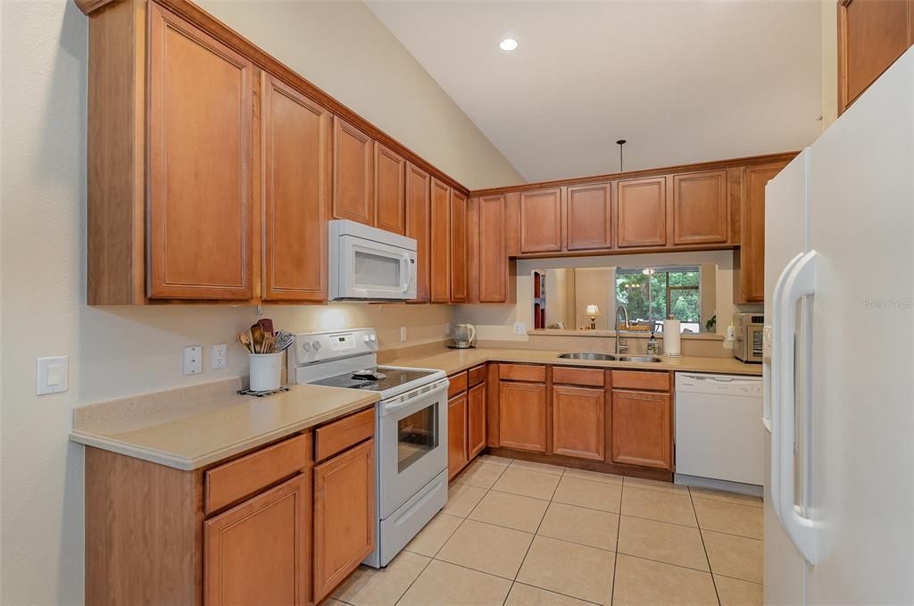 En Venta: $359,900 (3 camas, 2 baños, 1613 Pies cuadrados)