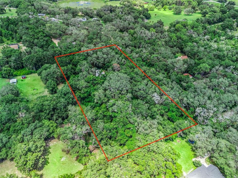 合同活跃: $290,000 (2 贝兹, 2 浴室, 1296 平方英尺)