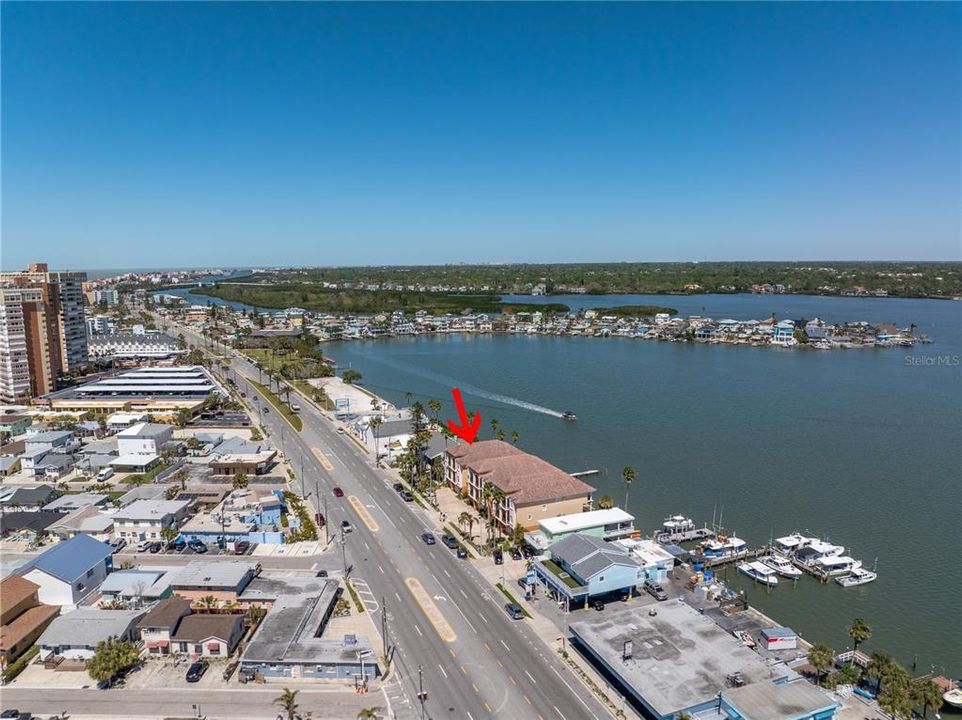 待售: $989,900 (3 贝兹, 3 浴室, 2680 平方英尺)