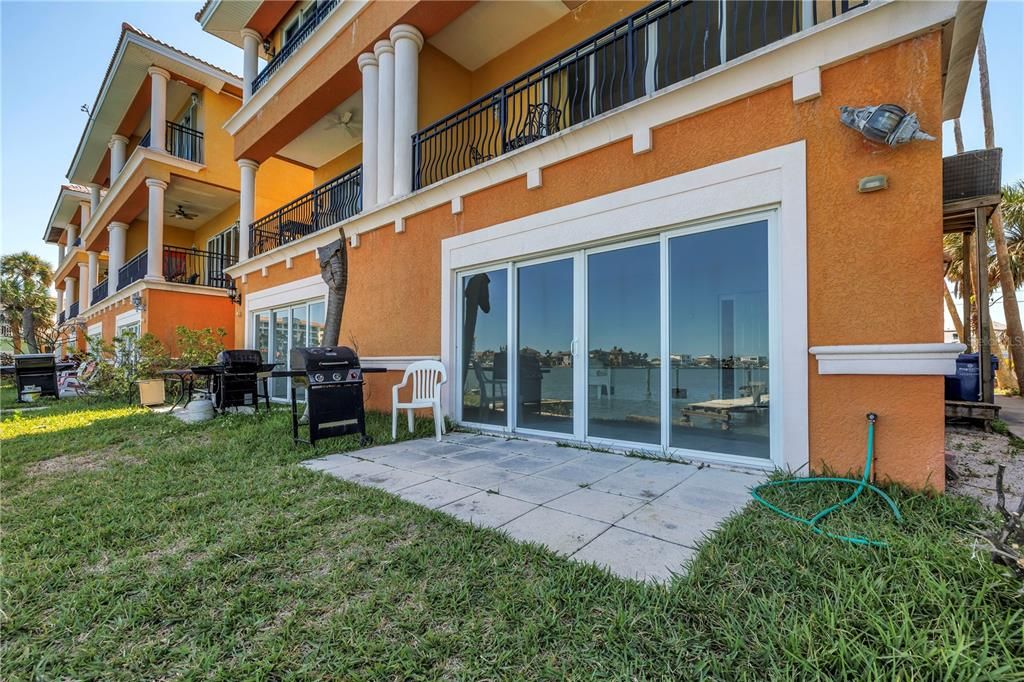 待售: $989,900 (3 贝兹, 3 浴室, 2680 平方英尺)