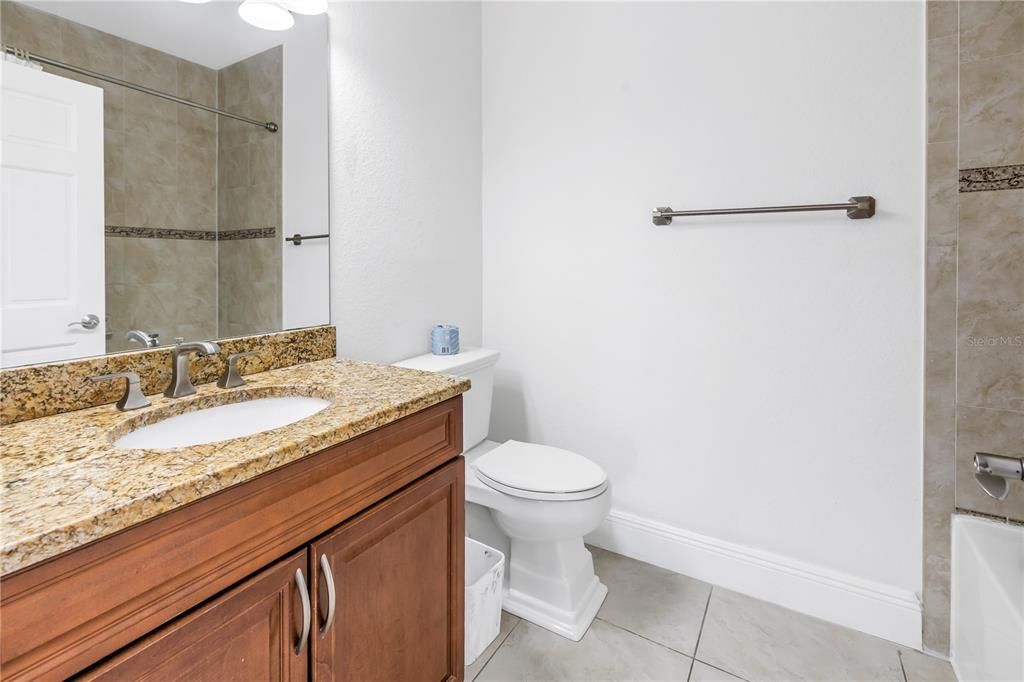 待售: $989,900 (3 贝兹, 3 浴室, 2680 平方英尺)