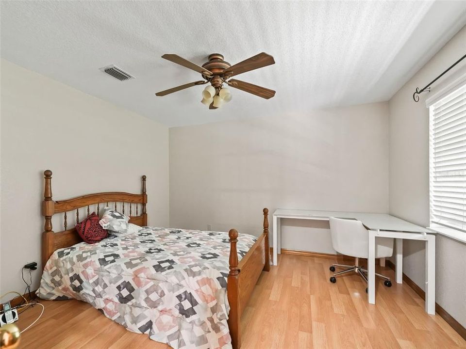 En Venta: $598,700 (3 camas, 2 baños, 2087 Pies cuadrados)