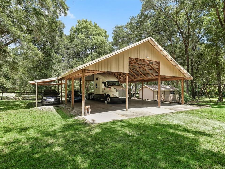 En Venta: $598,700 (3 camas, 2 baños, 2087 Pies cuadrados)