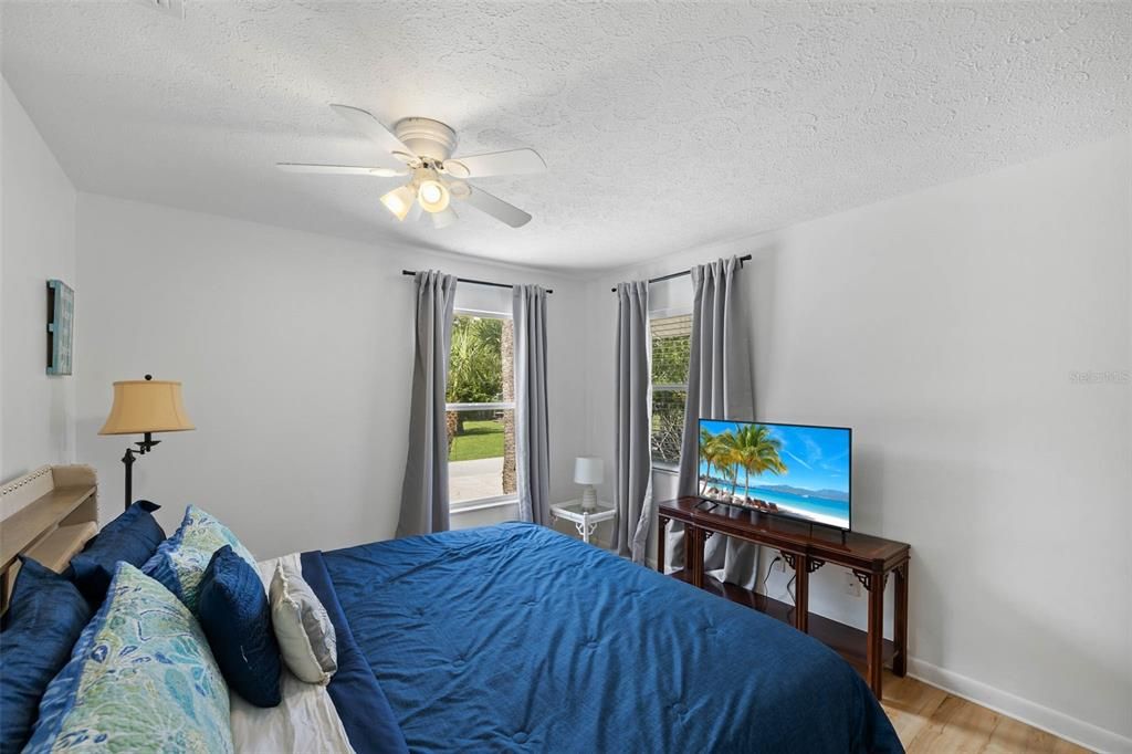 En Venta: $599,900 (3 camas, 2 baños, 1491 Pies cuadrados)