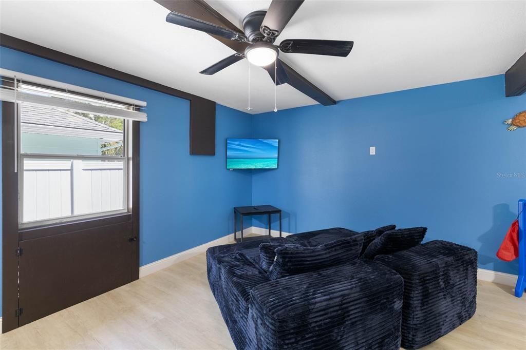 En Venta: $599,900 (3 camas, 2 baños, 1491 Pies cuadrados)