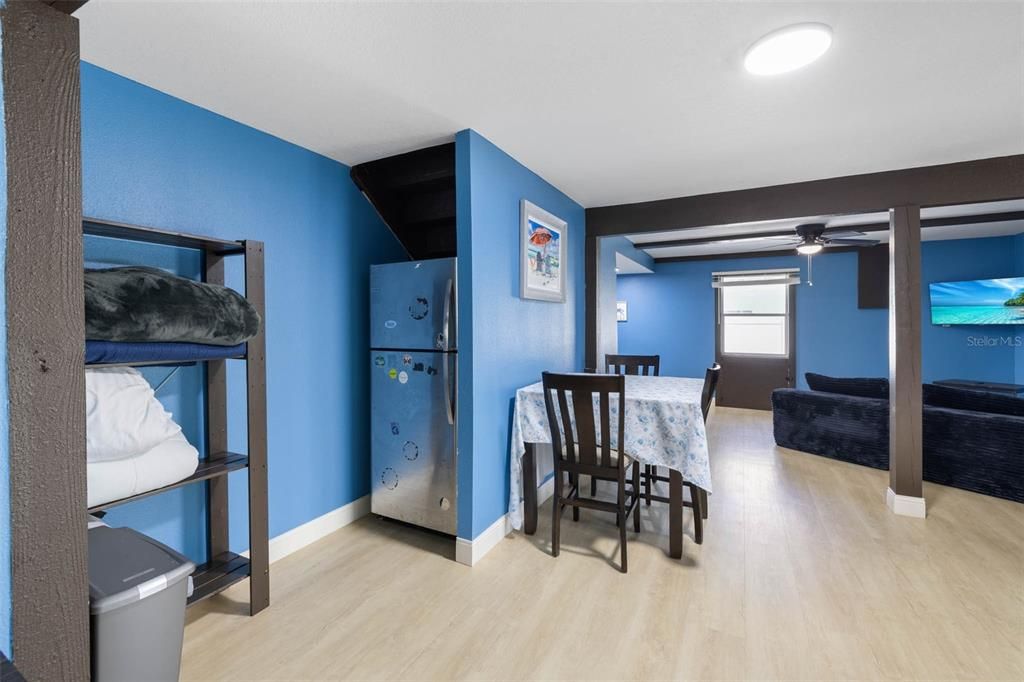 En Venta: $599,900 (3 camas, 2 baños, 1491 Pies cuadrados)