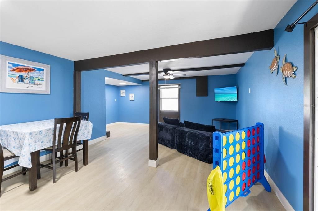 En Venta: $599,900 (3 camas, 2 baños, 1491 Pies cuadrados)