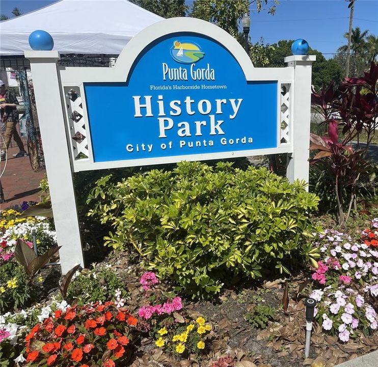 For Sale: $255,000 (3 beds, 2 baths, 1456 Square Feet)