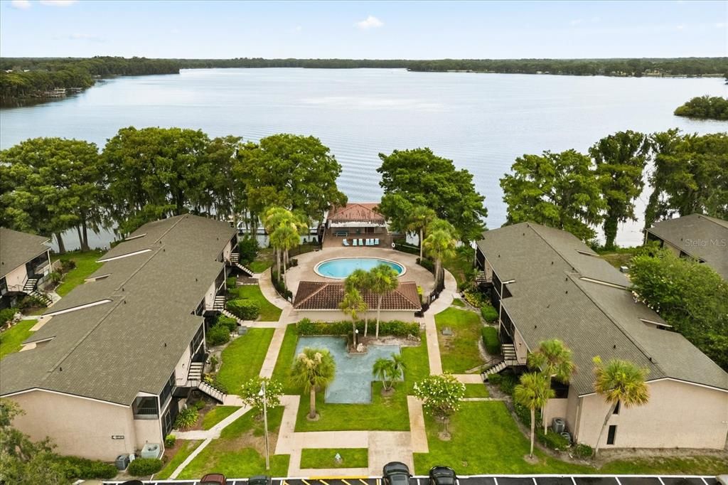 For Sale: $170,000 (1 beds, 1 baths, 781 Square Feet)