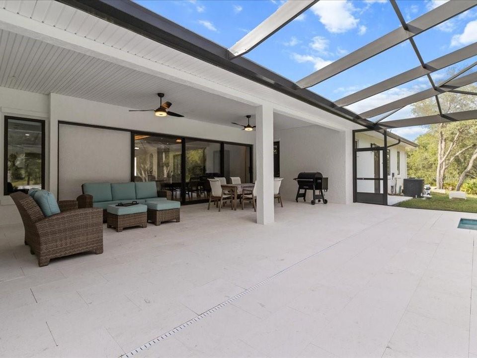 For Sale: $1,150,000 (3 beds, 3 baths, 2989 Square Feet)