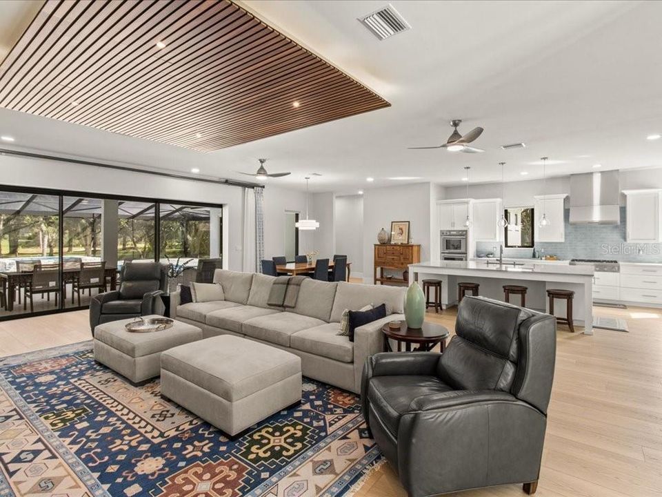 For Sale: $1,150,000 (3 beds, 3 baths, 2989 Square Feet)