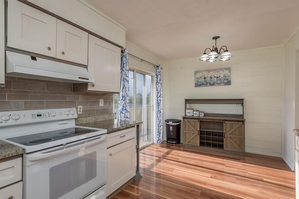 En Venta: $259,900 (2 camas, 2 baños, 1410 Pies cuadrados)