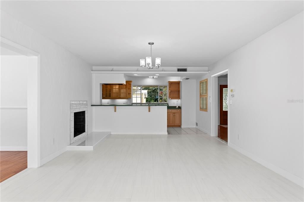 En Venta: $2,395,000 (4 camas, 3 baños, 3992 Pies cuadrados)