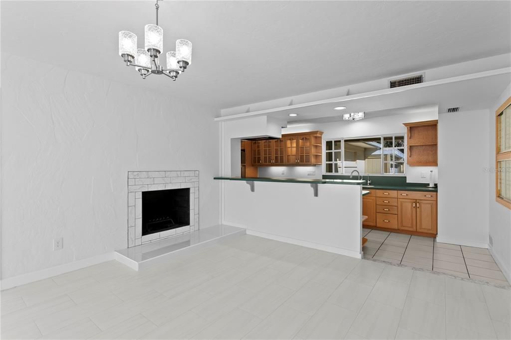 En Venta: $2,395,000 (4 camas, 3 baños, 3992 Pies cuadrados)