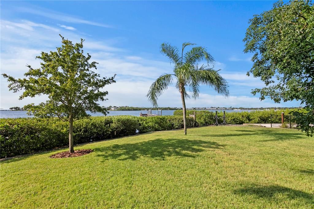 En Venta: $2,395,000 (4 camas, 3 baños, 3992 Pies cuadrados)