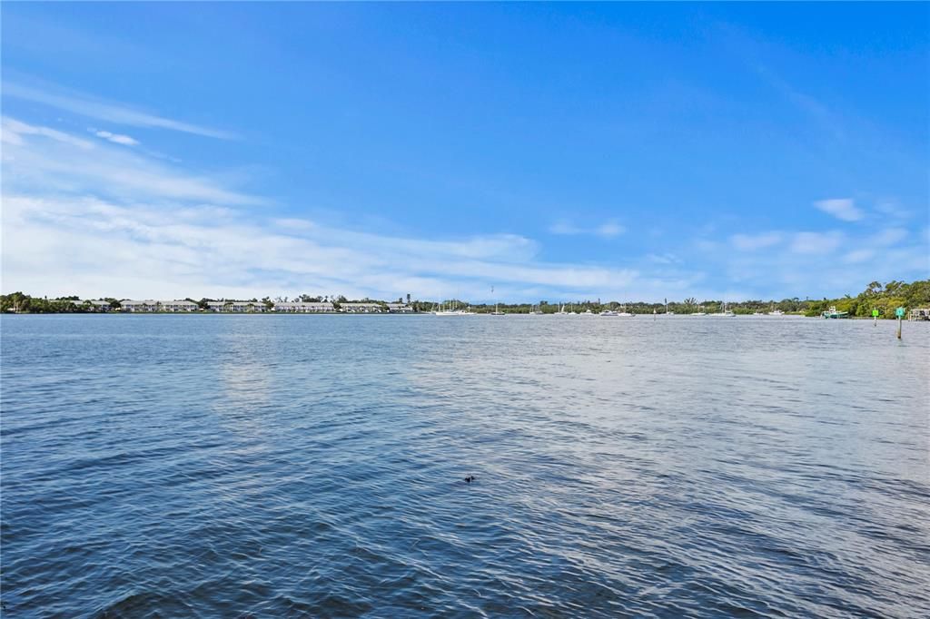 En Venta: $2,395,000 (4 camas, 3 baños, 3992 Pies cuadrados)