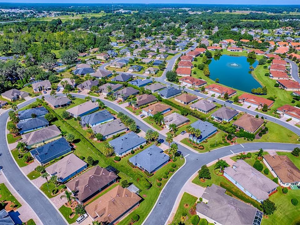 Activo con contrato: $299,900 (3 camas, 2 baños, 1856 Pies cuadrados)