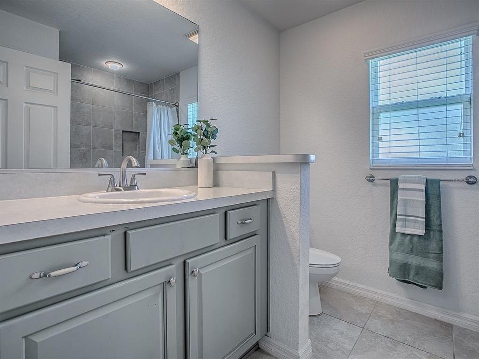 Activo con contrato: $299,900 (3 camas, 2 baños, 1856 Pies cuadrados)