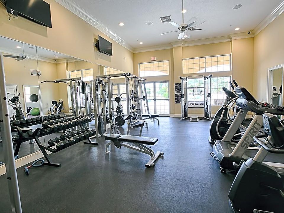 Activo con contrato: $299,900 (3 camas, 2 baños, 1856 Pies cuadrados)