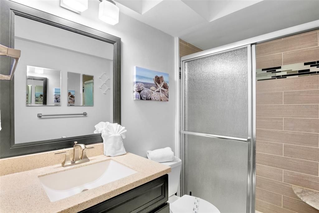 For Sale: $620,000 (2 beds, 2 baths, 1066 Square Feet)