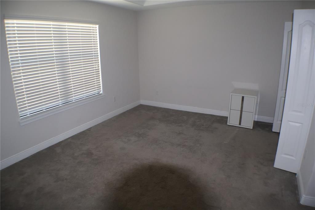 На продажу: $149,900 (2 спален, 2 ванн, 1464 Квадратных фут)