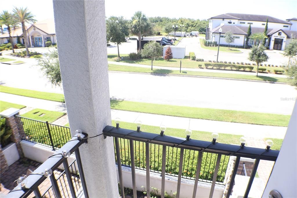 На продажу: $149,900 (2 спален, 2 ванн, 1464 Квадратных фут)